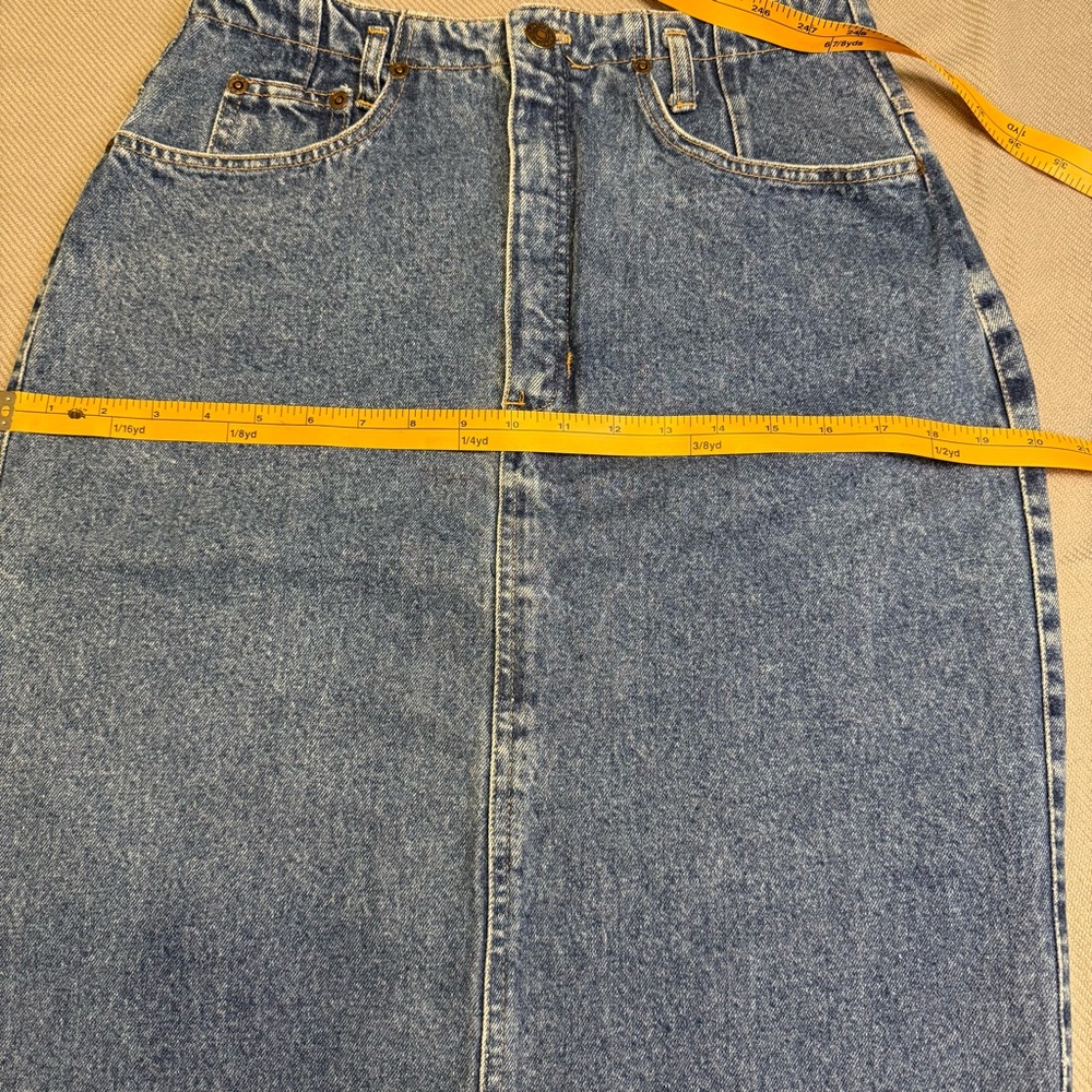 GAP Denim Skirt VINTAGE 80/90s 100% Cotton, USA made Button Back Detail Women's - Picture 14 of 16